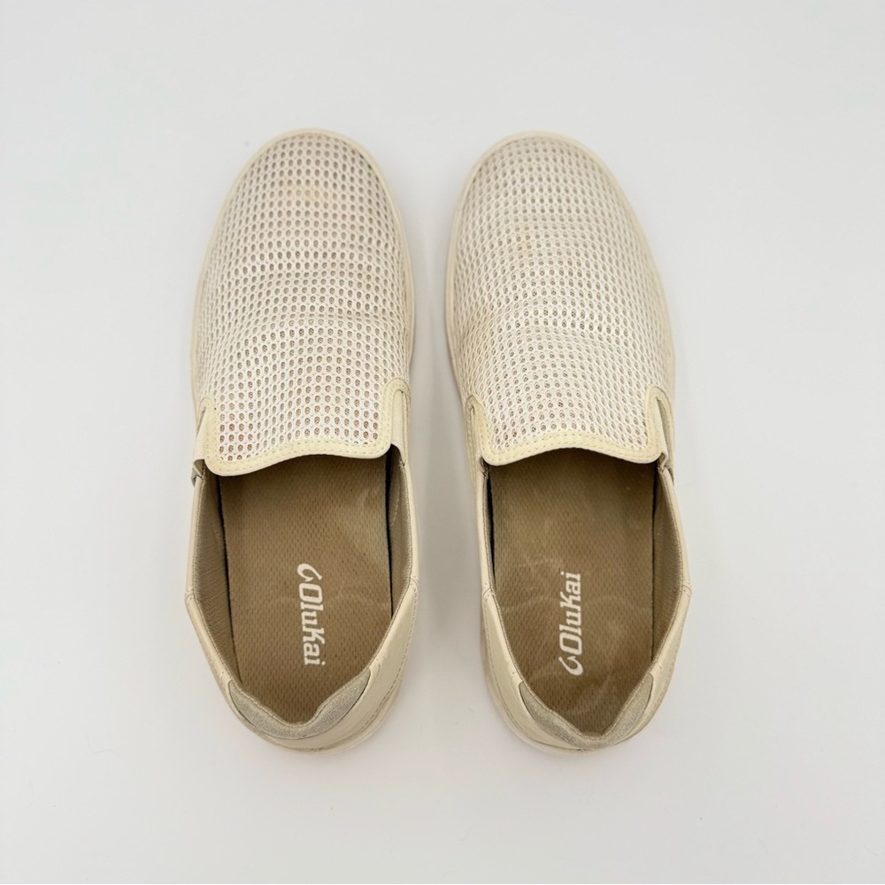 OluKai Lae’ahi Slip Ons men size 10 cream white boat shoes breathable - Picture 5 of 7